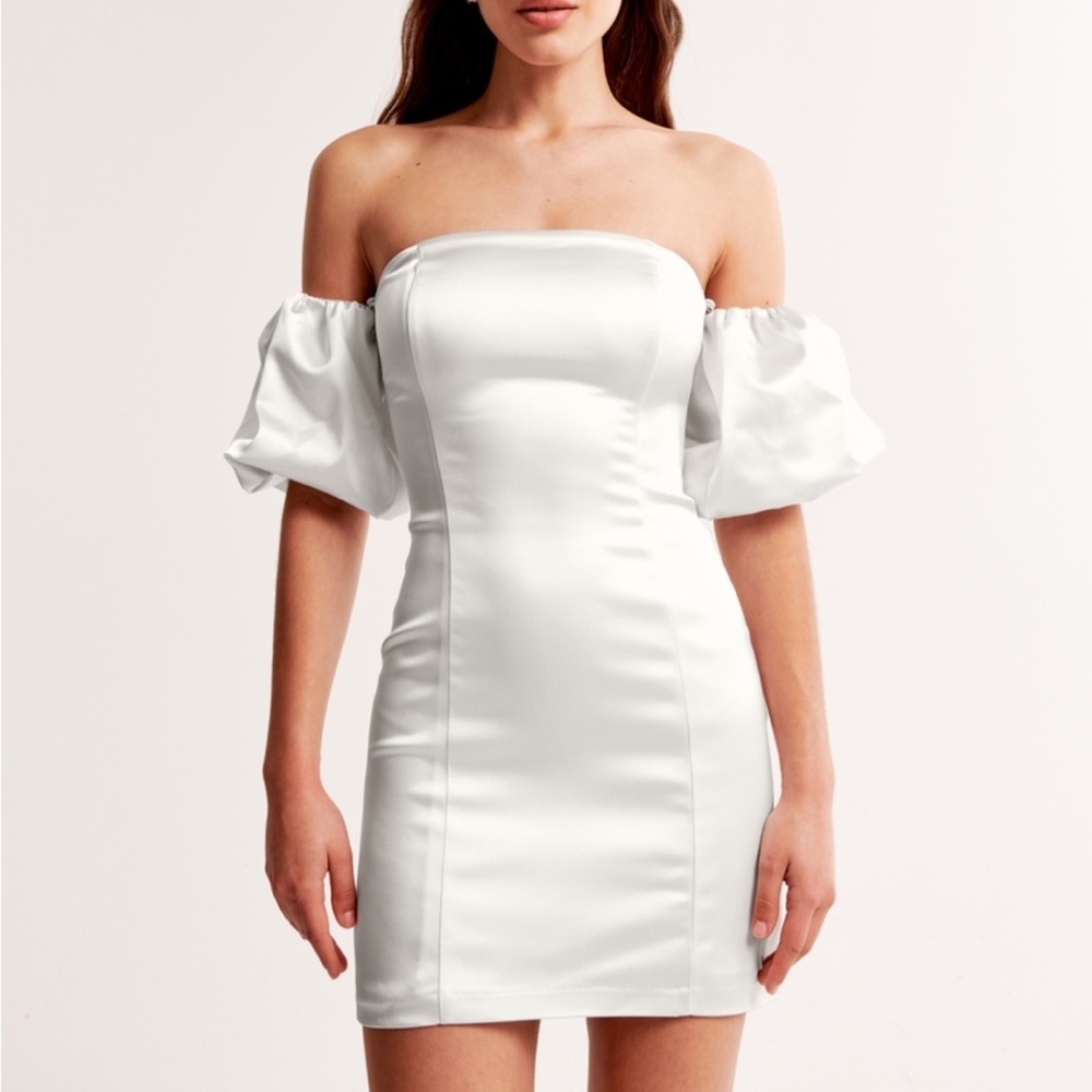 *NWT* Abercrombie Elegant Off-Shoulder White Bridal Reception Dress